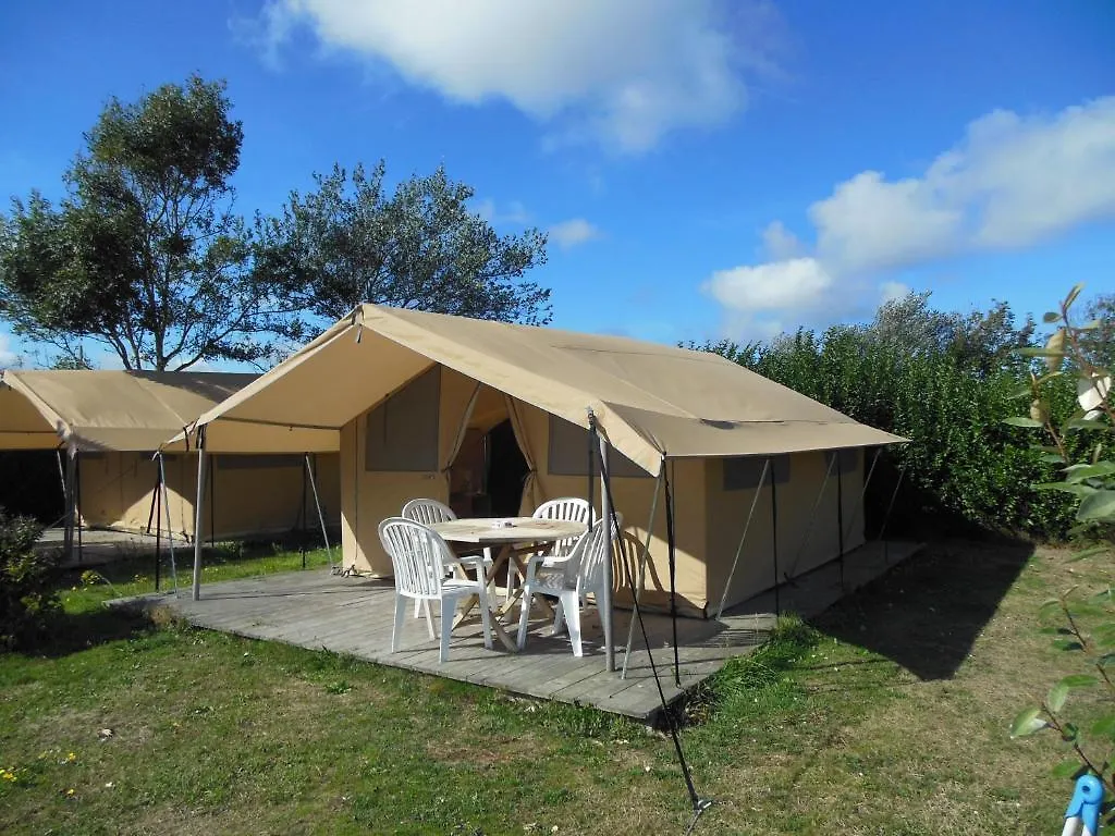 Hôtel Camping La Corniche à Plozévet France